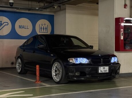 BMW 320