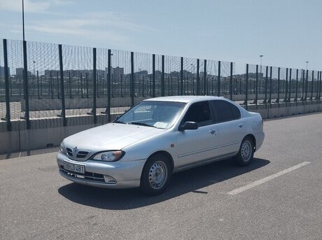 Nissan Primera 1999