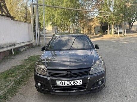 Opel Astra 2010