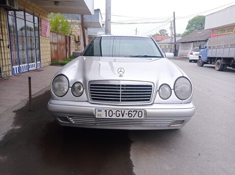 Mercedes E 230 1998