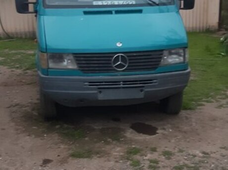 Mercedes 208 D 1995