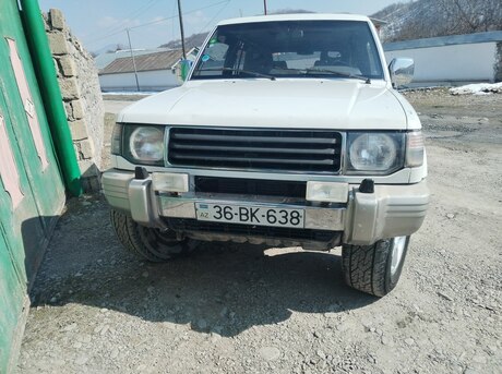 Mitsubishi Pajero 1993