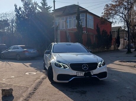 Mercedes E 200 2010