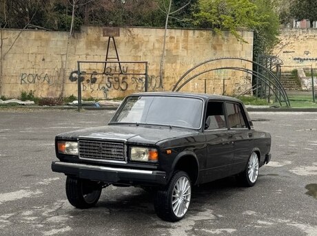 LADA (VAZ) 2107 2010