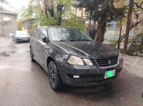 Mitsubishi Airtrek 2002