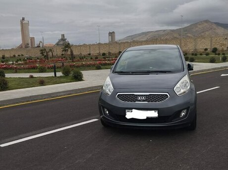 Kia  2011