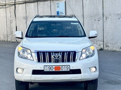 Toyota Land Cruiser Prado 2011