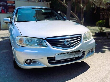 Nissan Sunny 2011