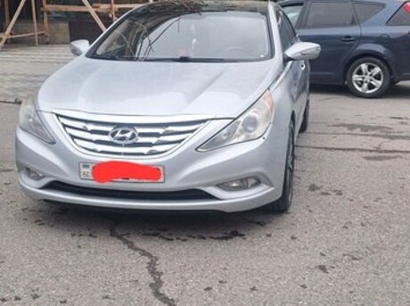 Hyundai Sonata 2012
