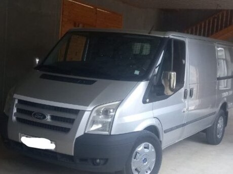 Ford Transit 2011
