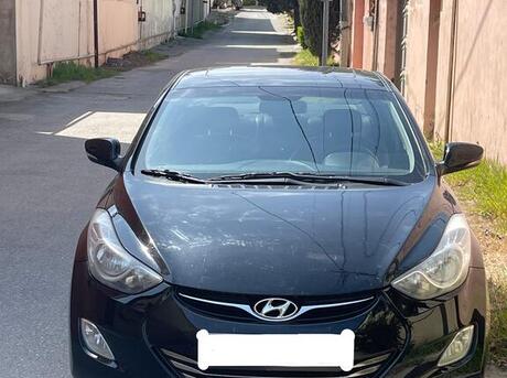 Hyundai Elantra 2013