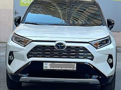 Toyota RAV4 2021