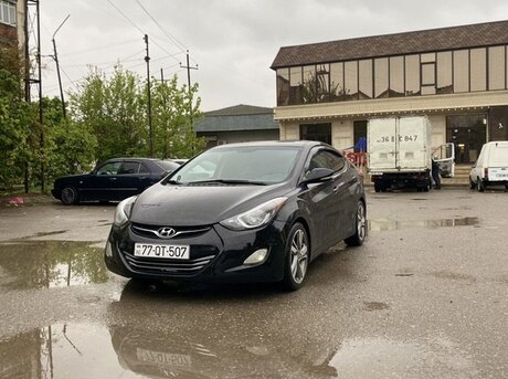 Hyundai Elantra 2013