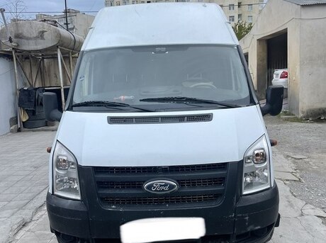 Ford Transit 2011