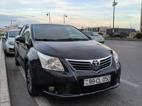 Toyota Avensis 2012