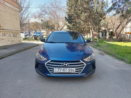 Hyundai Elantra 2017