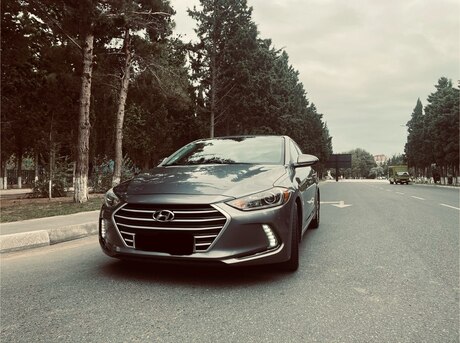 Hyundai Elantra 2017