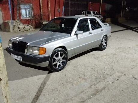 Mercedes 190 1992