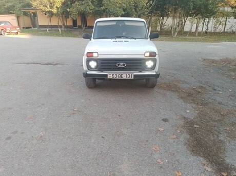 LADA (VAZ) Niva 2006
