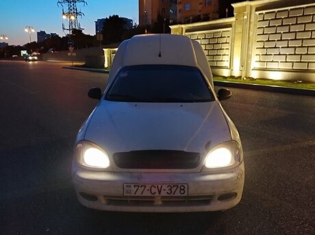 Daewoo Lanos 2011