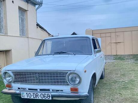 LADA (VAZ) 21013 1983