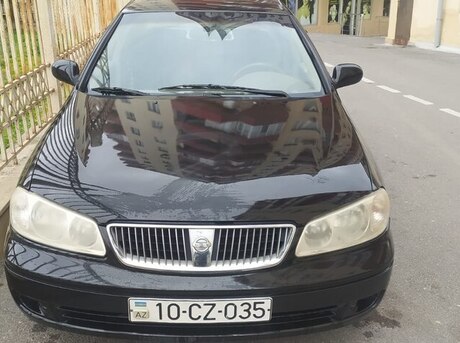 Nissan Sunny 2004