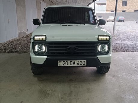 LADA (VAZ) Niva 2012