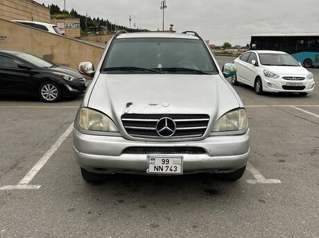 Mercedes ML 320 4MATIC 1999