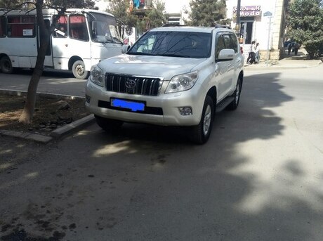 Toyota Land Cruiser Prado 2013