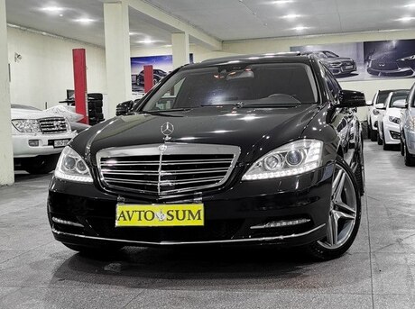 Mercedes S 320