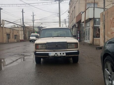 LADA (VAZ) 2107 1995