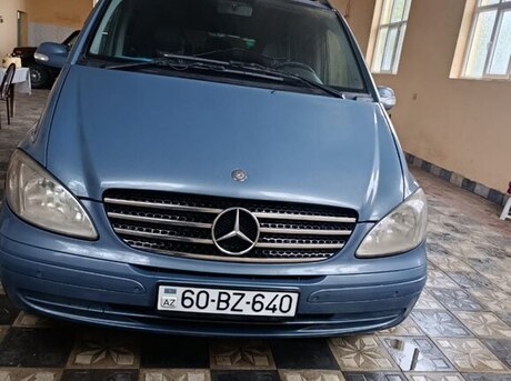 Mercedes Viano 2007
