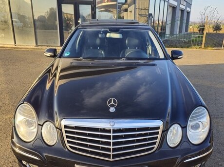 Mercedes E 280