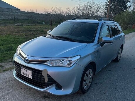Toyota Corolla Fielder 2016