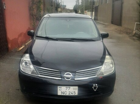 Nissan Tiida 2006