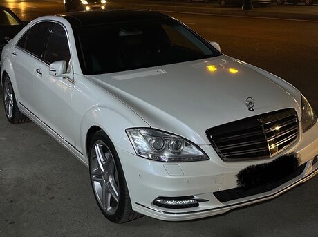 Mercedes S 500