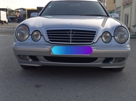 Mercedes E 220 d 2000