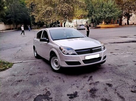 Opel Astra 2004
