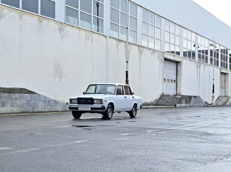 LADA (VAZ) 2107 2002