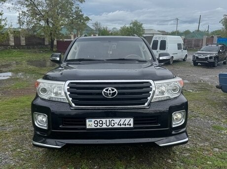 Toyota Land Cruiser 2012