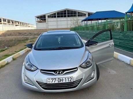 Hyundai Elantra 2015