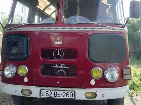 PAZ 672