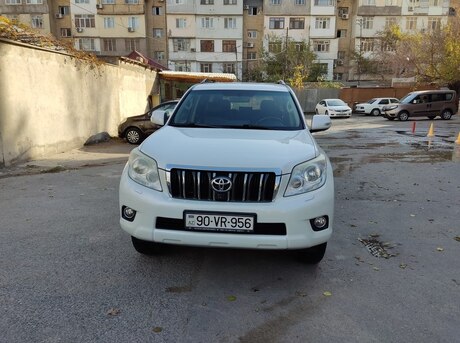 Toyota Land Cruiser Prado 2013