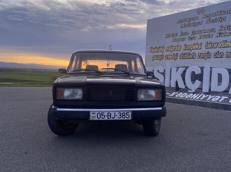LADA (VAZ) 2107 2010