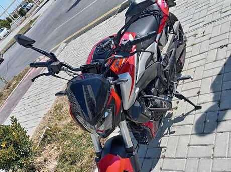 Bajaj Dominar 250