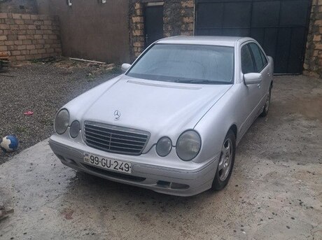 Mercedes E 270 2002
