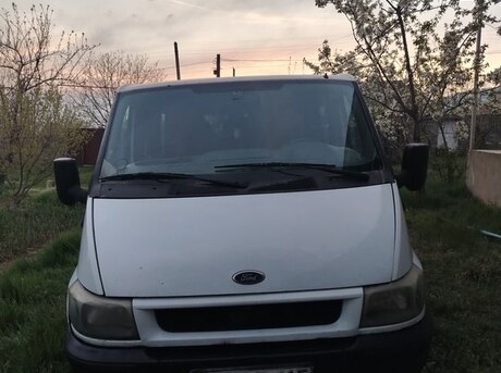 Ford Transit 2001