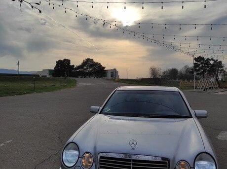 Mercedes E 240 1997
