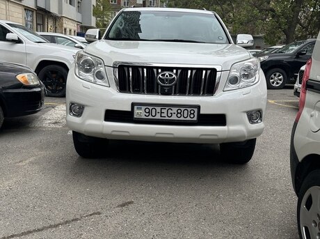 Toyota Land Cruiser Prado 2012