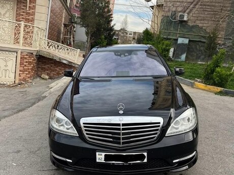 Mercedes S 500 2011